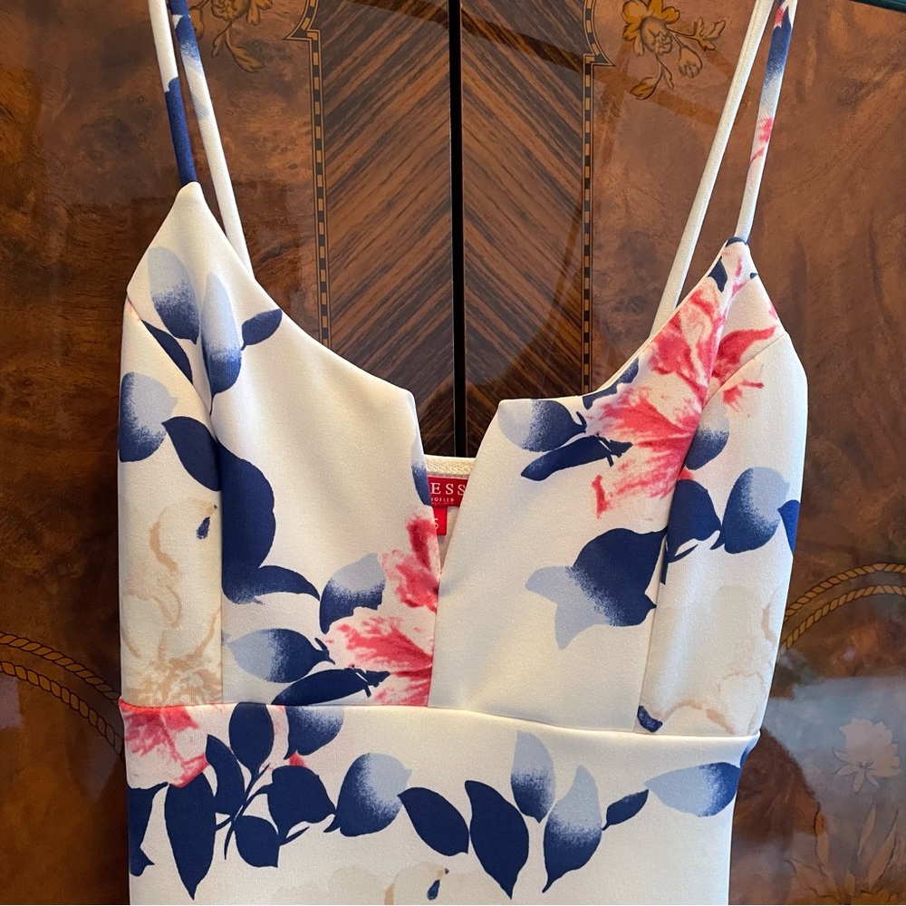 GUESS White Floral Dress, XS - Picture 4 of 7